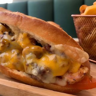 Sandwich Mixte + frites + salade