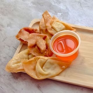 Wan tun frito