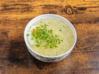 Rosół z jajkiem (350g)