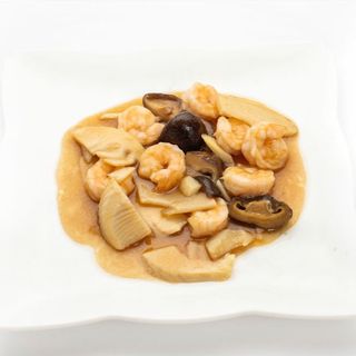 Gamberi bambù e funghi