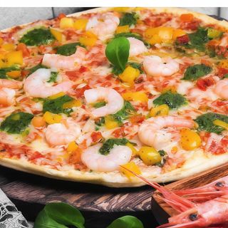 Pizza De Gambas (Grande) con bebida lata gratis