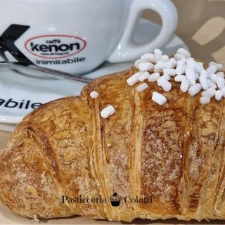 Cornetto pasta brioche nutella