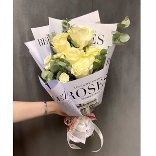 თეთრი ვარდი (7)