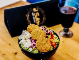 FALAFEL SALAD
