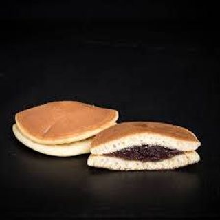 110. Dorayaki Judía Rojo (1 Pza.)