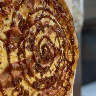 Pizza Dominguera (33 Cm.)