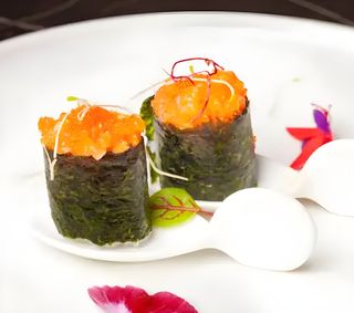 Gunkan salmone 2 pezzi