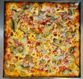 Pizza Campera (1 Porción)