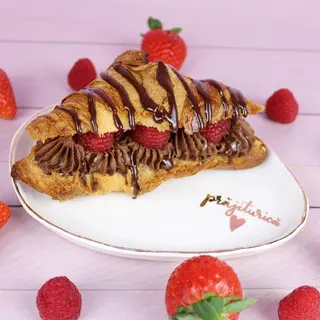 CROISSANT cu CIOCOLATA si ZMEURA 150 g
