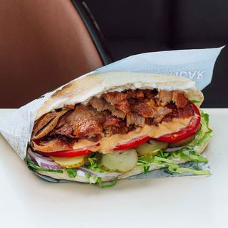 Leonidas Vitel Purcel Berbecut