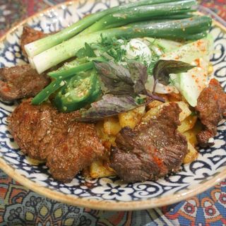 Beef with Fried Potatoes