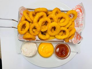 Onion rings Pub style