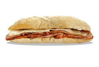 Perurena (Lomo Beicon, Queso)