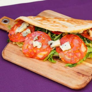 Piadina cu chorizo