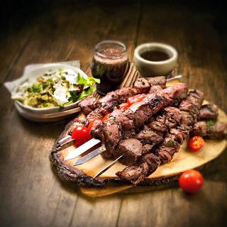 Баранина на шампурах