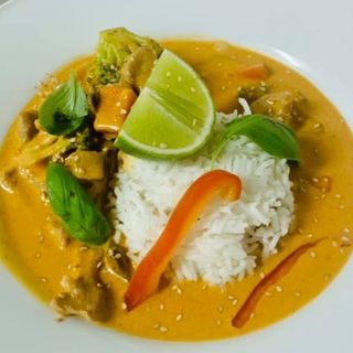 Caril Vermelho de Carne de Vaca