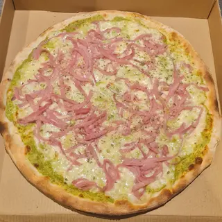 Pizza De Espinacas y Jamón