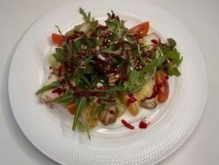 Салат з курячим філе (260g)