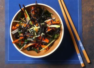 Insalata di alghe primavera