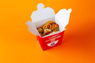 Лапша з хрусткою куркою (300г)