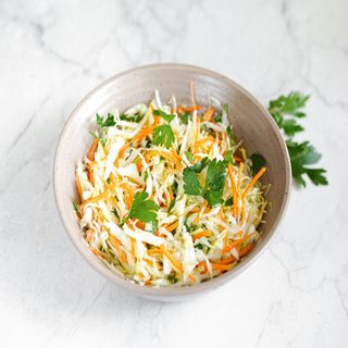 Sałatka witaminowa z kapusty