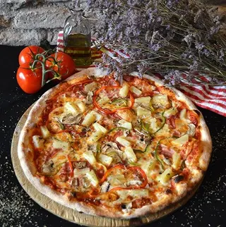 Pizza Tropical Mediana (35 cm.)