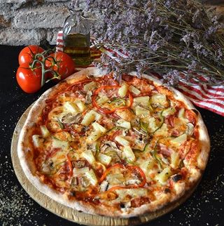 Pizza Tropical Mediana (35 cm.)