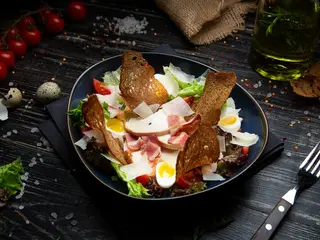 Салат Цезар з копченою куркою (230г)