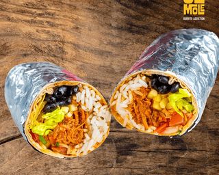 Burrito cochinita taquería