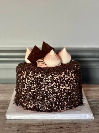 შოკოლადის ტორტი 6-8 ნაჭერი