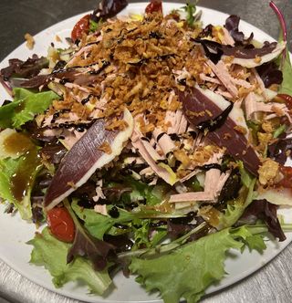 82.Ensalada de lechuga mézclum