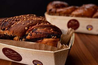 Cozonac cu nuca si rahat