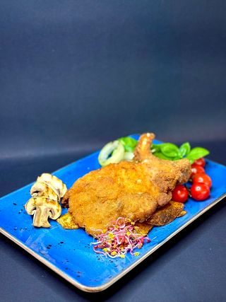 Schabowy z kością 200g