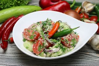 ქართული სალათი ნიგვზით