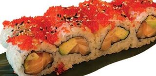 143 Uramaki Salmone roll