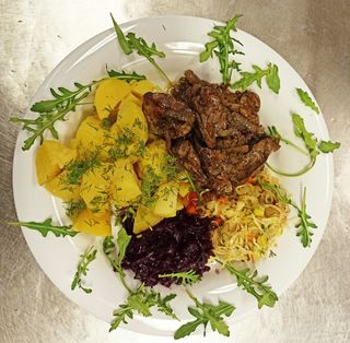 Wątróbka drobiowa z cebulką