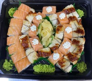 Суші Сет Дари моря (1080г)