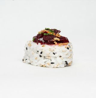 ROLL DE TARTAR COREANO DE REMOLACHA