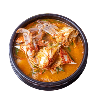 Sopa de cangrejo con maíz