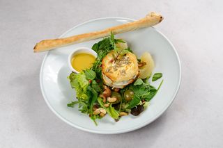 Sałatka z kozim serem 370g