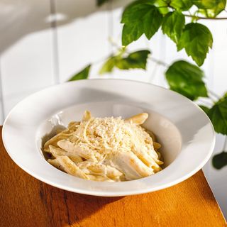 პენე ოთხი ყველით