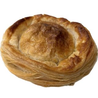 Rustico con pomodoro, mozzarella, besciamella e pepe