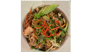 Soya Noodles with Chicken