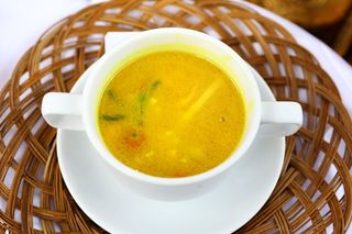 ქათმის ბულიონი 