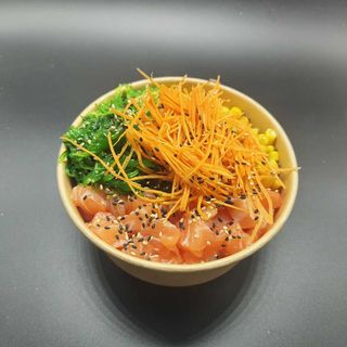 Salmon pokè