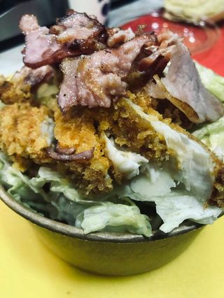 Салата Цезар с пиле