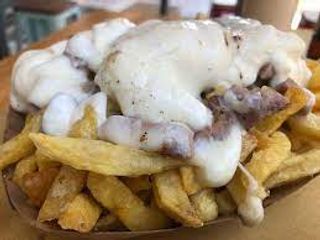 Patate con Salsiccia e Provola Grande