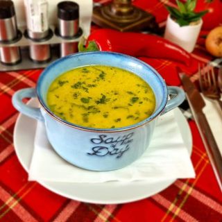 ciorbă ardelenească de porc