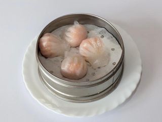 12 Ravioli trasparenti con gamberi 4 pezzi