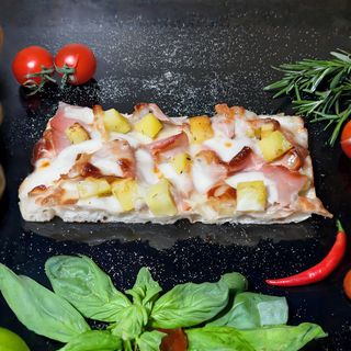 Pizza patate e speck